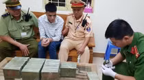 40 bánh heroin cùng súng "theo" nhóm 3 đối tượng từ Hà Nội về Lạng Sơn