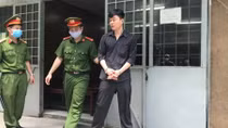  "Làm" các cây ATM báo lỗi phải sửa, nhân viên ngân hàng rút 31 tỉ trả nợ cá độ