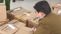 Thu giữ hơn 1.600 đồng hồ đeo tay nhập lậu