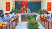 Thường trực Ban bí thư làm việc với hai cơ sở Đảng ở Phú Yên