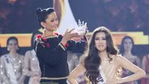 Người đẹp Nguyễn Trần Khánh Vân đăng quang Hoa hậu Hoàn vũ Việt Nam 2019