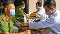 Những giọt máu nghĩa tình giữa mùa dịch 