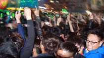 Hà Nội: Biển người cuồng nhiệt chào đón năm mới 2017