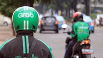 Điều tra vụ nữ lái xe ôm công nghệ tình nghi lừa đón học sinh 