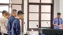 Dẫn dắt gái nước ngoài bán dâm 4 bị cáo lãnh án 16 năm 6 tháng tù