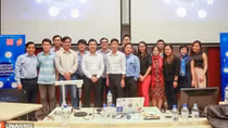 Kêu gọi chuyên gia Việt Nam ở Singapore về nước
