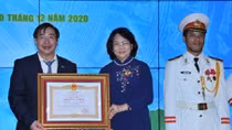 Trường Đại học Y khoa Phạm Ngọc Thạch nhận danh hiệu Anh hùng lao động