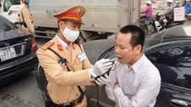 Tài xế vi phạm nồng độ cồn "khủng" gây TNGT trên đường Kim Mã