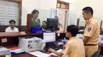 Người vi phạm giao thông được nộp tiền phạt qua Cổng dịch vụ công quốc gia