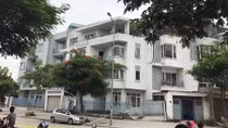 Người đàn ông chết trong tư thế treo cổ tại ngôi nhà 4 tầng 