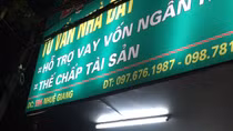 Đám côn đồ hung hãn nã súng vào hiệu cầm đồ ở Hà Nội