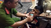 Nam thanh niên bị lừa bán sang Trung Quốc trốn thoát về Việt Nam