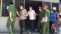 Trả thù vặt, hai nam thanh niên lĩnh 17 năm tù