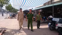 Liên kết cụm Công an các địa bàn giáp ranh giải quyết trật tự đô thị