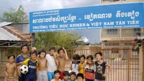 Đảm bảo quyền và lợi ích chính đáng của người Việt tại Campuchia