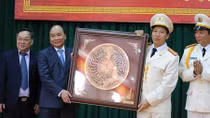 Thủ tướng Nguyễn Xuân Phúc thăm, chúc Tết Công an tỉnh Đắk Nông