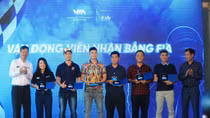Những tay đua đầu tiên của Việt Nam nhận bằng đua xe quốc tế
