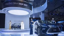 Khám phá 3 mẫu Lexus hybrid đắt giá tại VMS 2017
