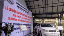 Toyota tặng một loạt xe cho các trường đại học, cao đẳng