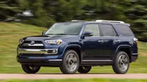 Toyota tiếp tục triệu hồi 1,7 xe lỗi túi khí