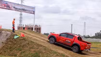 GM Việt Nam mang Chevrolet Colorado ra... phá