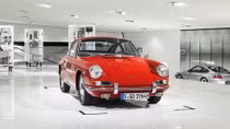 Porsche phục chế siêu phẩm 911 cổ nhất