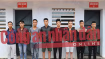 Chê đài kém, 8 thanh niên ẩu đả trong tiệc cưới