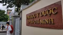 Học phí đại học Việt Nam đắt hay rẻ?