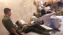 Cán bộ, chiến sĩ Phòng Hồ sơ Công an tỉnh Thanh Hóa hiến máu cứu người