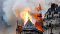 Hàn gắn “trái tim Paris” bị tổn thương
