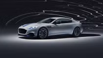 Rapide E đánh dấu kỷ nguyên điện hóa của hãng siêu xe Aston Martin