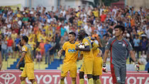 Cuộc đua vô địch V.League 2017: Tam mã tranh hùng