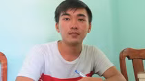 Ước mơ trở thành bác sĩ của cậu học trò mồ côi 