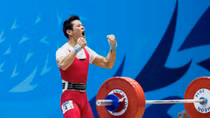Cử tạ trên đường đa dạng hóa nguồn thu