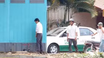 Thành phố và câu chuyện nhà vệ sinh công cộng