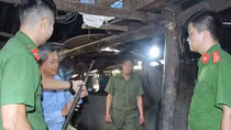 Nhân rộng mô hình xã điểm về tuyên truyền, vận động thu hồi vũ khí, vật liệu nổ