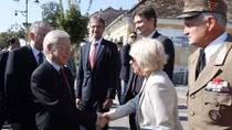 Tổng Bí thư thăm thành phố Szentendre của Hungary