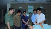 2 cán bộ Công an bị đâm trọng thương khi vây bắt đối tượng ma tuý