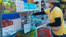 “Vòng tay Việt” đến với người nghèo trong dịch COVID-19