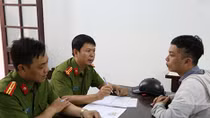 Điểm yếu khiến các chủ tiệm vàng bị cướp tấn công