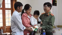 Hy sinh vì nhân dân trong lũ dữ
