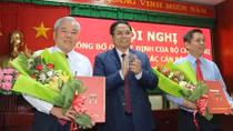 Công bố quyết định của Bộ Chính trị về công tác nhân sự