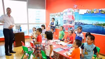 Cả nước mới có gần 200 nghìn trẻ mầm non được làm quen với tiếng Anh