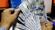 Vị thế thống trị của đồng USD đang lung lay?
