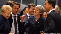 Đằng sau việc EU gia hạn Brexit