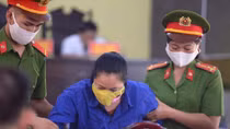 Đưa hối lộ 440 triệu đồng nhờ nâng điểm vì... thương con