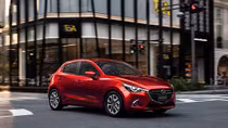Thêm phiên bản, tăng tiện nghi, Mazda2 New hút nhiều khách đặt cọc