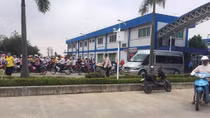 Hàng chục công nhân buồn nôn, chóng mặt nghi do ngộ độc khí