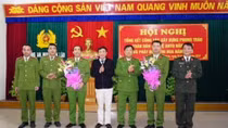 Khen thưởng Công an các đơn vị liên tiếp lập chiến công xuất sắc
