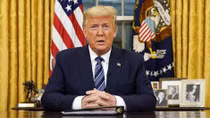 Chỉ số tín nhiệm của ông Trump suy giảm